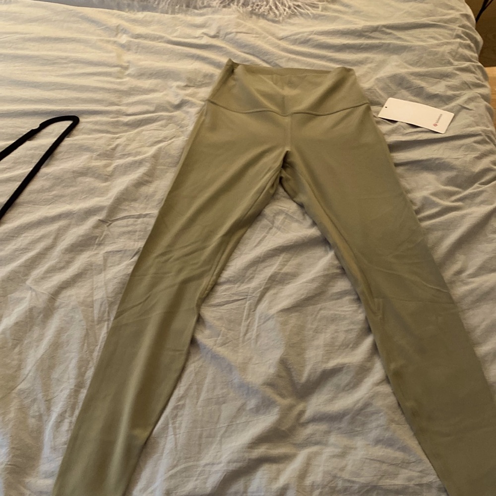 Lululemon leggings